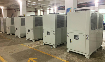 不會選冷水機設備？可以到玖一瞧瞧