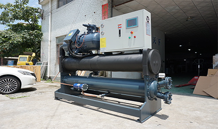 冷水機(jī)壓縮機(jī)出現(xiàn)結(jié)冰現(xiàn)象該如何進(jìn)行解決？